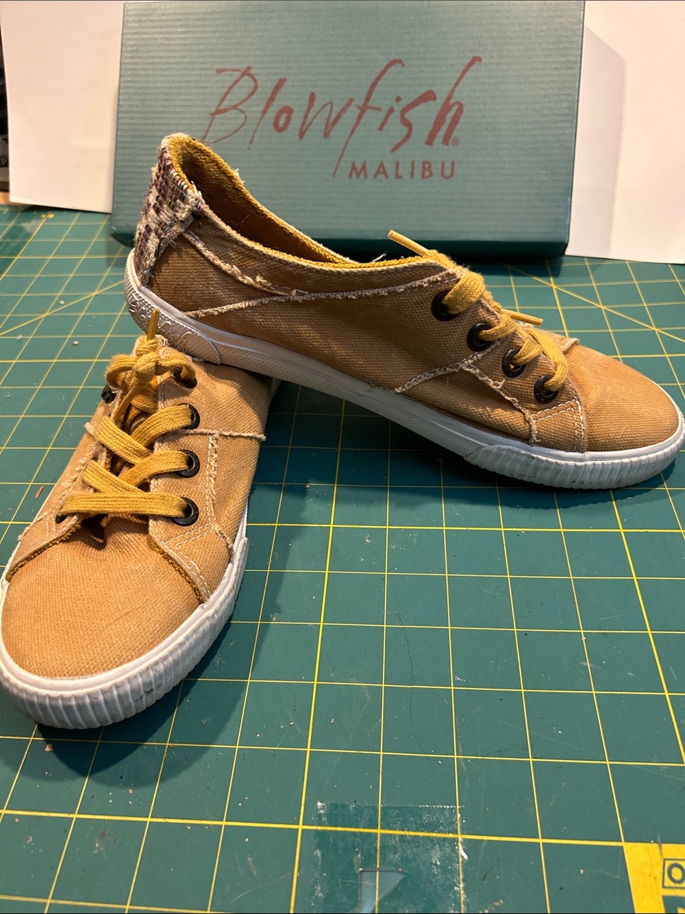 Blowfish Men's Mustard Canvas Low-Top Sneakers